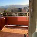 B305, Schoene 2-zimmer Ferienwohnung דירה