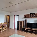 B305, Schoene 2-zimmer Ferienwohnung דירה *
